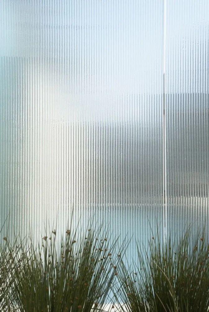 图片[8]-景观艺术中的玻璃：U型玻璃、玻璃砖、玻璃石什么是U型玻璃、玻璃砖、玻璃石-VIP景观网