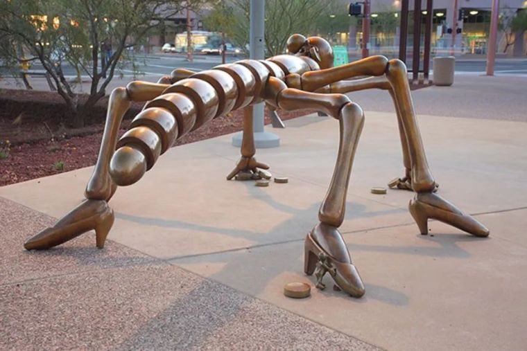 汤姆·奥特内斯 -雕塑形式简化的艺术家